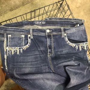 GRACE in LA jeans